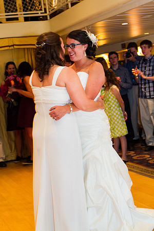 0436-KarenErinWedding5128