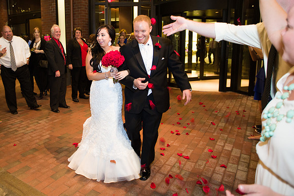 879Boston-Marriott-Long-Wharf-Wedding-Fuccis-Photos1193