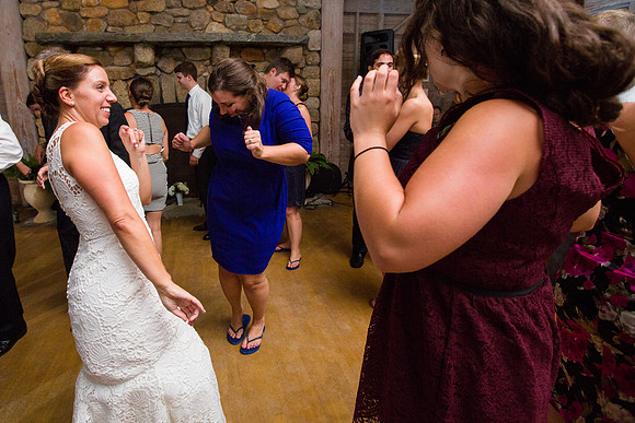648-Alissa-Jared-vineyard-wedding-9300