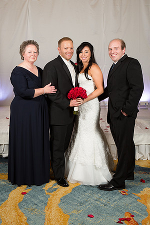 367Boston-Marriott-Long-Wharf-Wedding-Fuccis-Photos0610