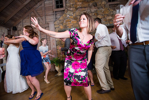 588-Alissa-Jared-vineyard-wedding-9223