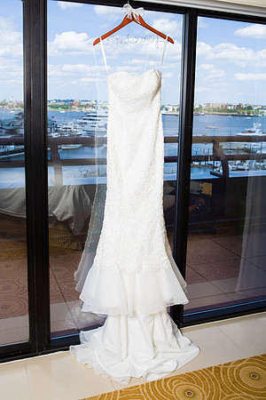 011Boston-Marriott-Long-Wharf-Wedding-Fuccis-Photos0259