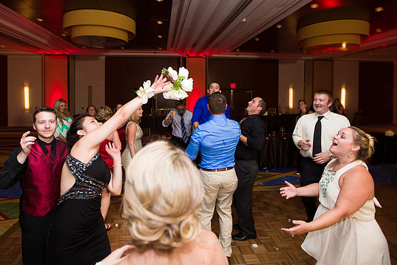 860Boston-Marriott-Long-Wharf-Wedding-Fuccis-Photos1170