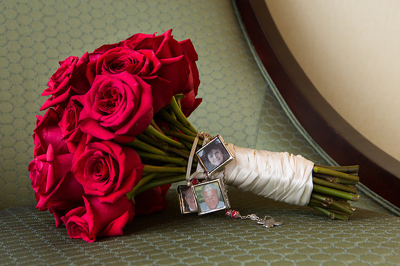 038Boston-Marriott-Long-Wharf-Wedding-Fuccis-Photos